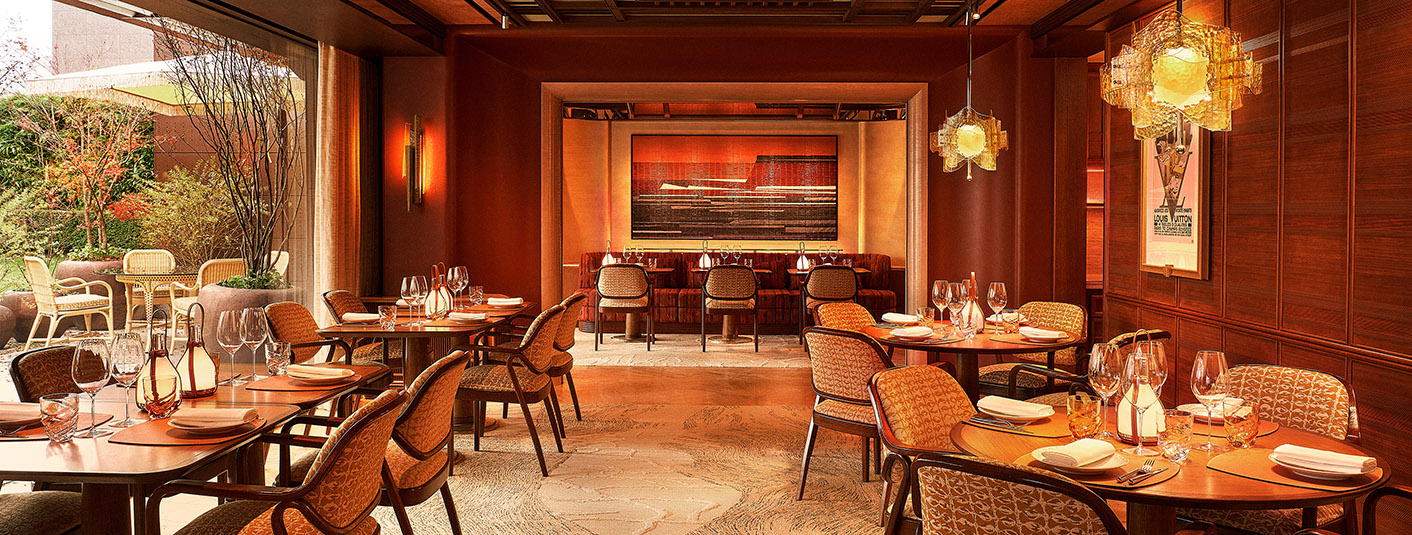 Hugo Toro | JP AT LOUIS 