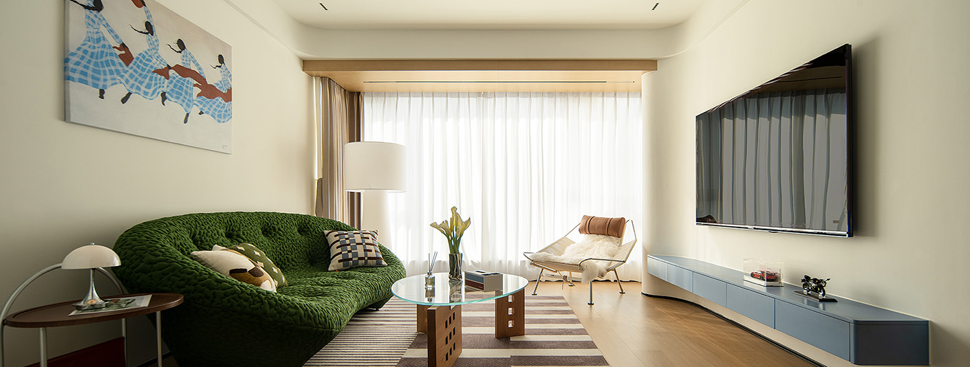 �򴨣���ɫ���Ƶļ�