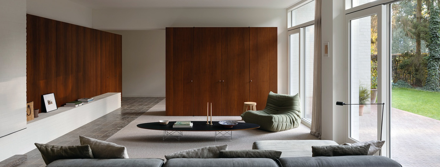 ��Ӧ��������סլ