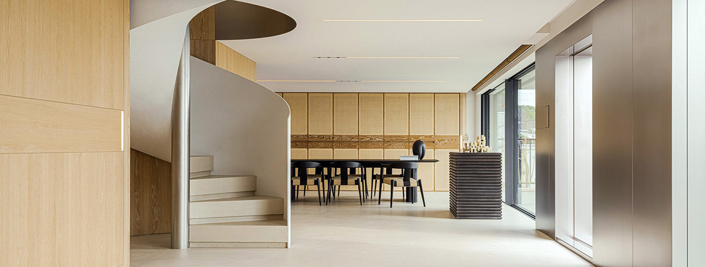 I IN������--����Lulla House��