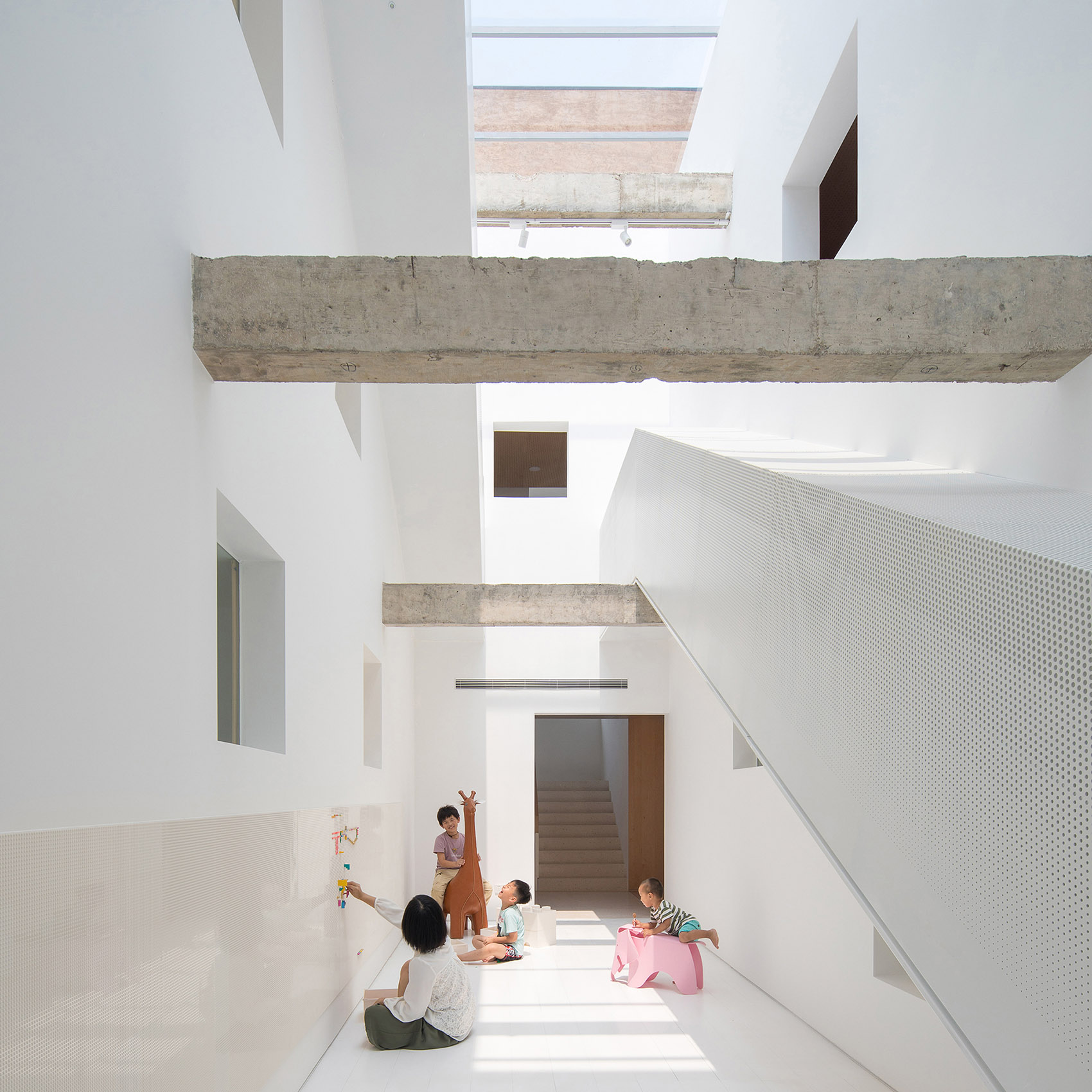 GEEMU积木旅馆_哈尔滨必赢776net装饰|98年建设|专注工装设计20年|善于旅馆宾馆 餐饮阛阓 办公室等项目的设计与施工
