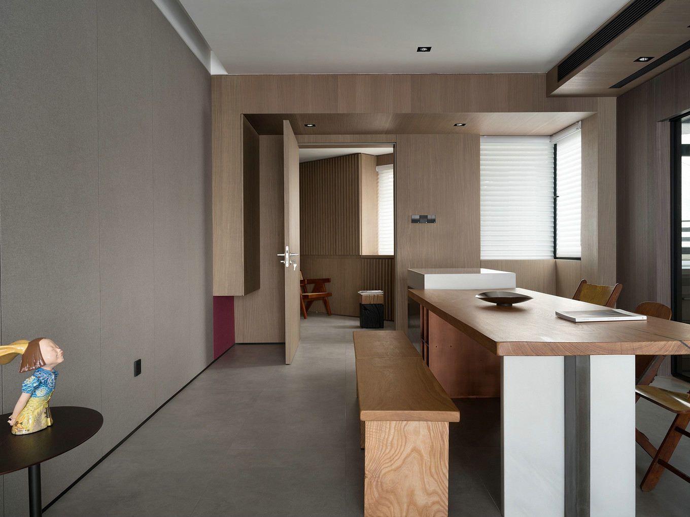 12  living room.jpg