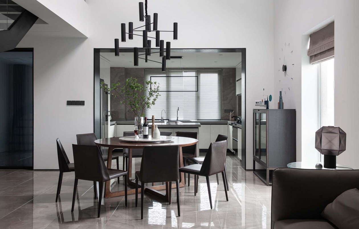 翩翩起舞的黑白键 