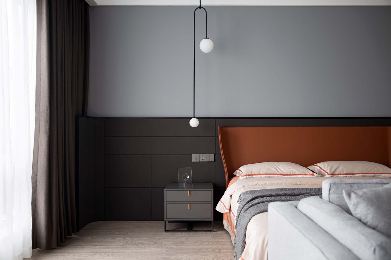 翩翩起舞的黑白键 