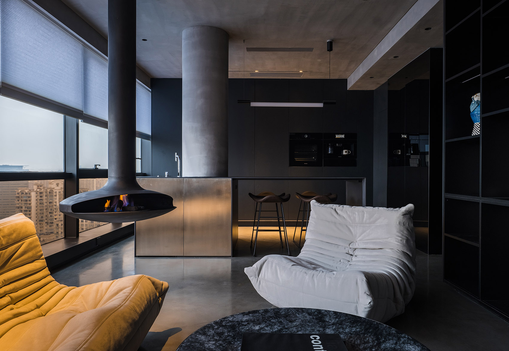 01-Black_FF-DESIGN.jpg