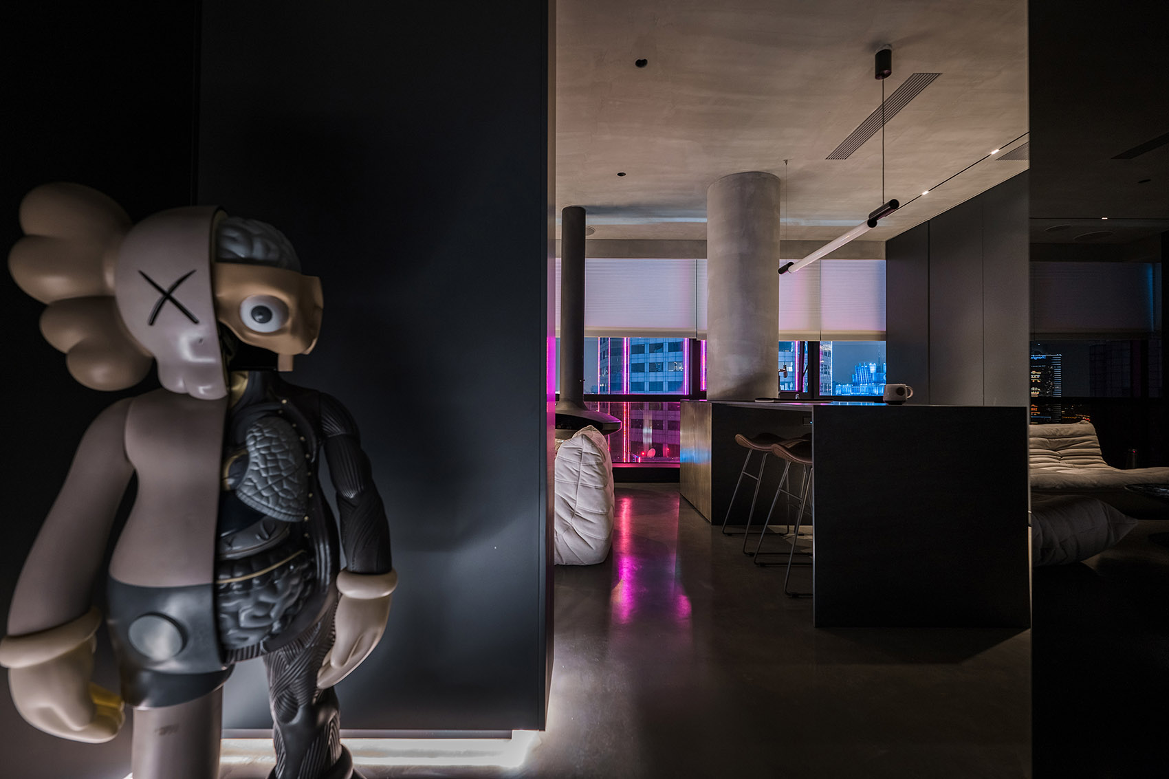 05-Black_FF-DESIGN.jpg