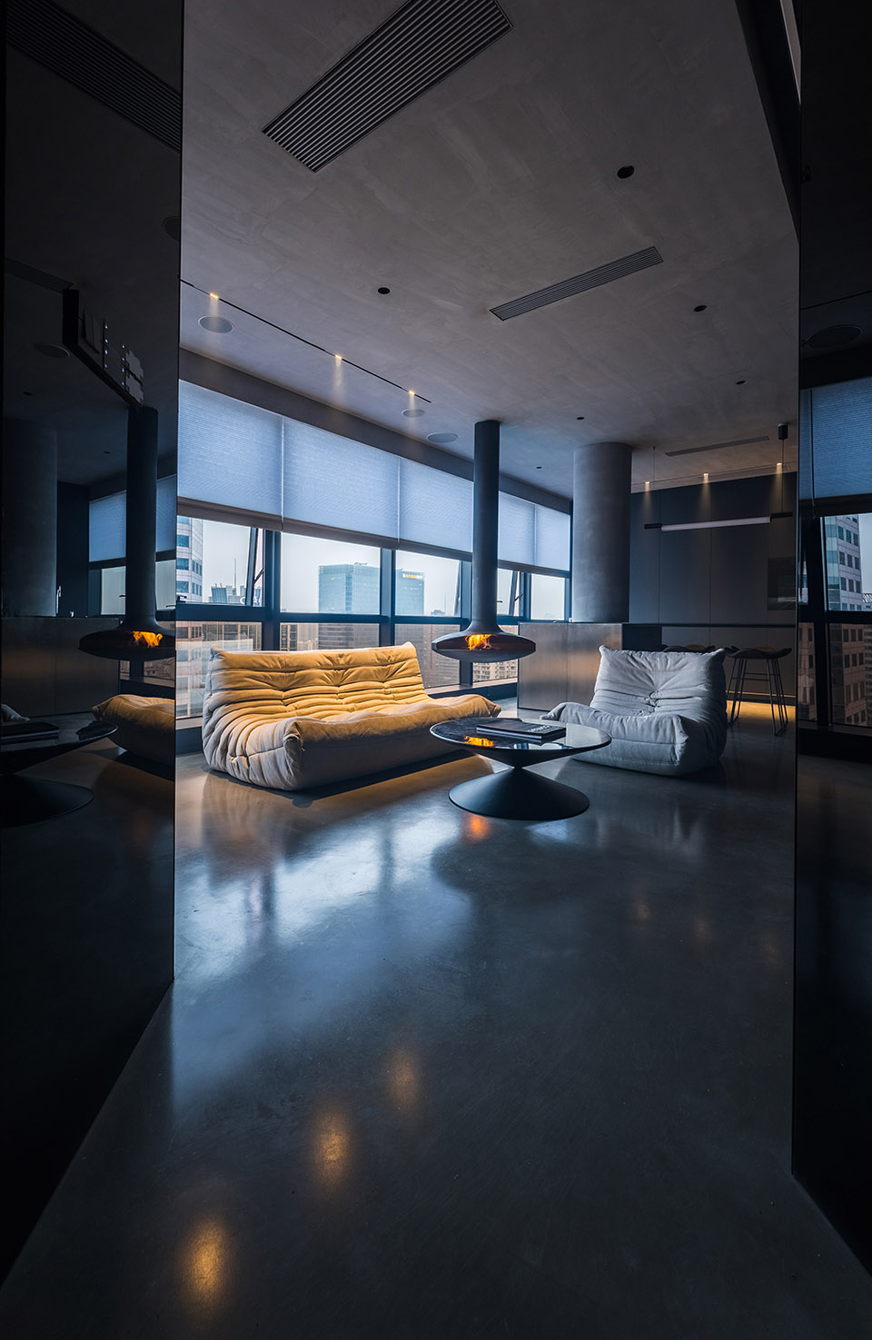 07-Black_FF-DESIGN.jpg