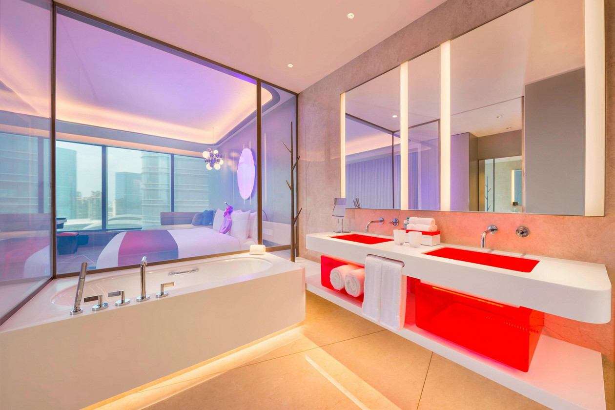051-W-Suzhou-Luxury-Hotel-Suzhou-China-Spectacular-Guest-Bathroom.jpg