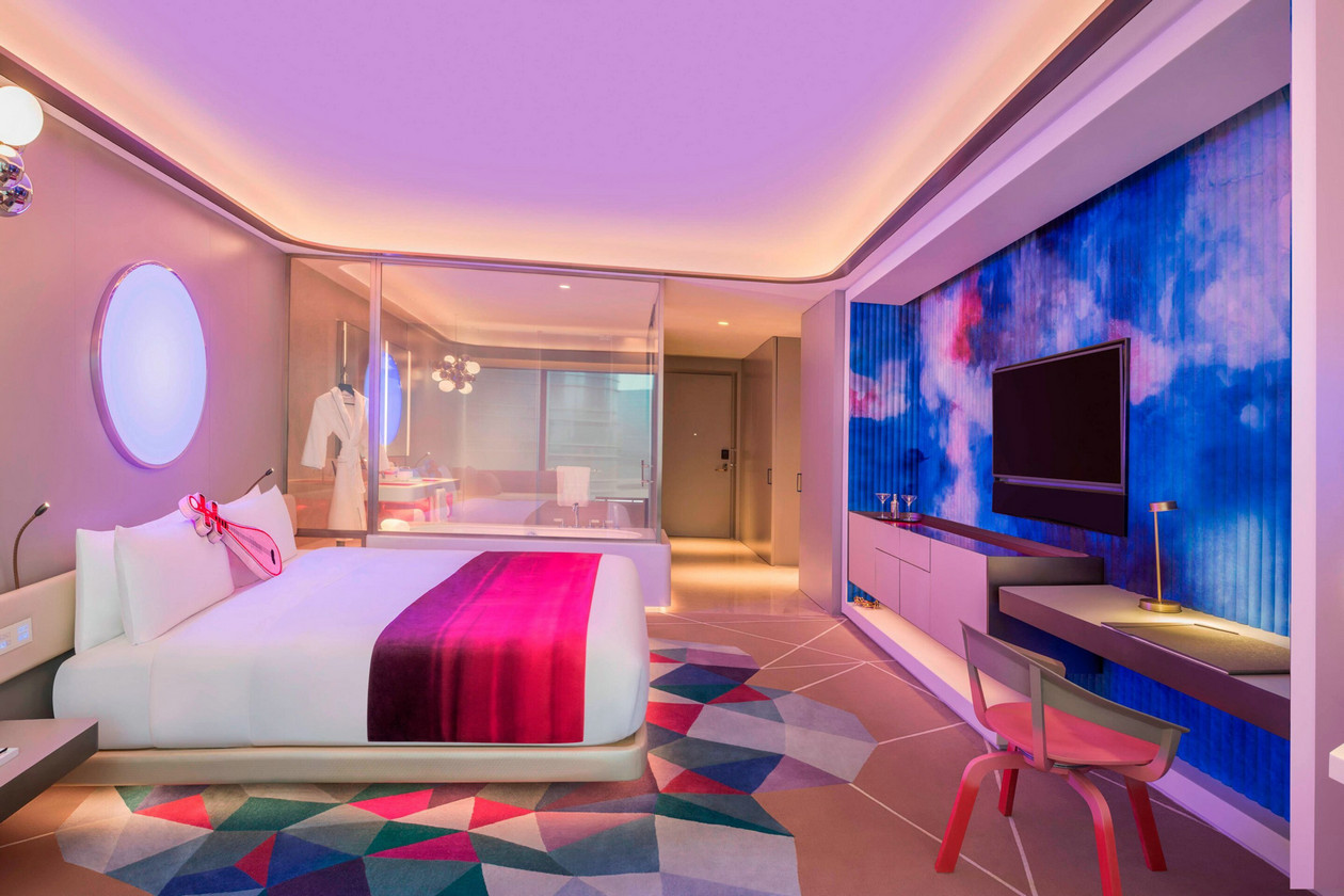 052-W-Suzhou-Luxury-Hotel-Suzhou-China-Spectacular-Guest-Bedroom.jpg