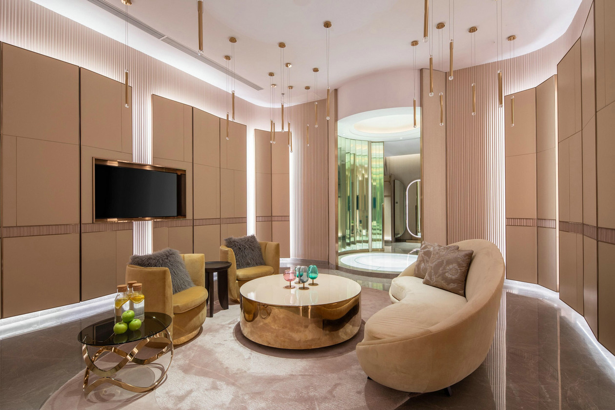 026-W-Chengdu-Luxury-Hotel-Chengdu-China-Off-Stage.jpg