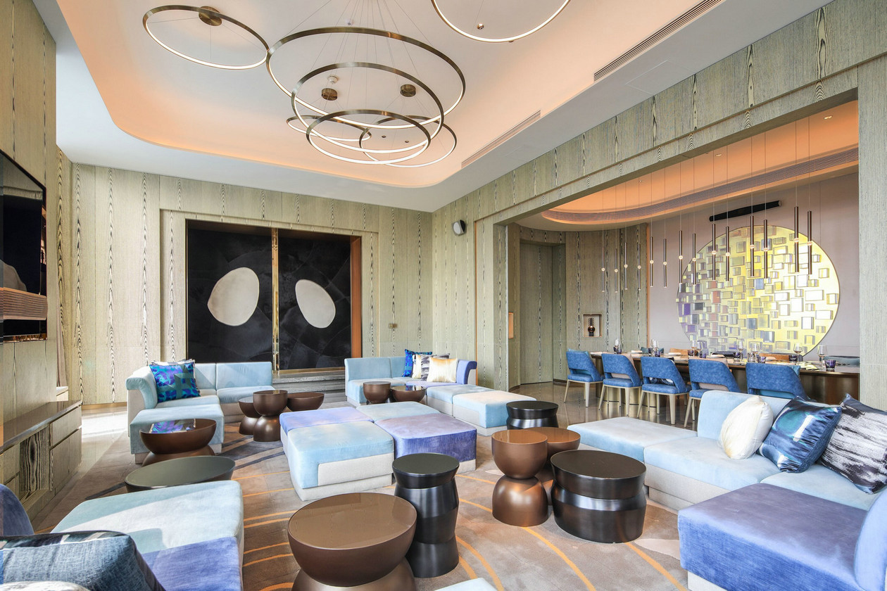 035-W-Chengdu-Luxury-Hotel-Chengdu-China-EWOW-Suite-Living-Room.jpg