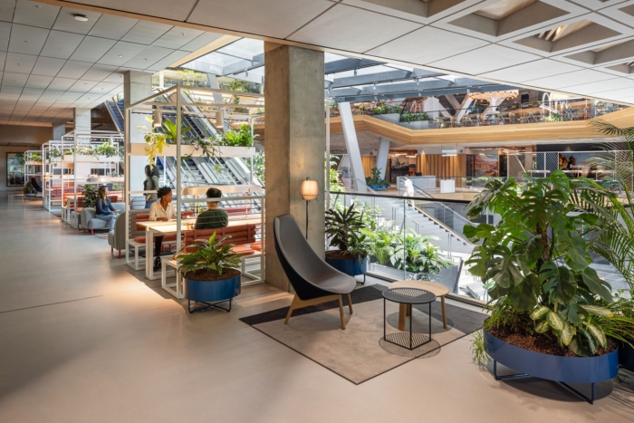 Booking.com Offices - Amsterdam - 7.jpg