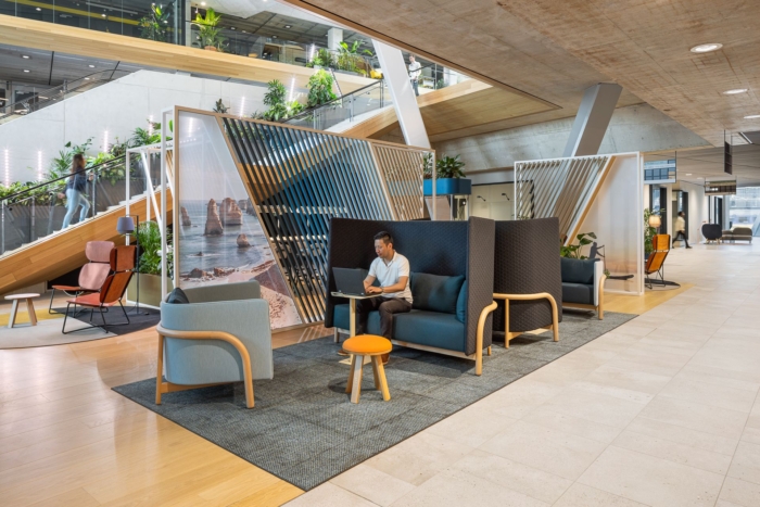 Booking.com Offices - Amsterdam - 9.jpg