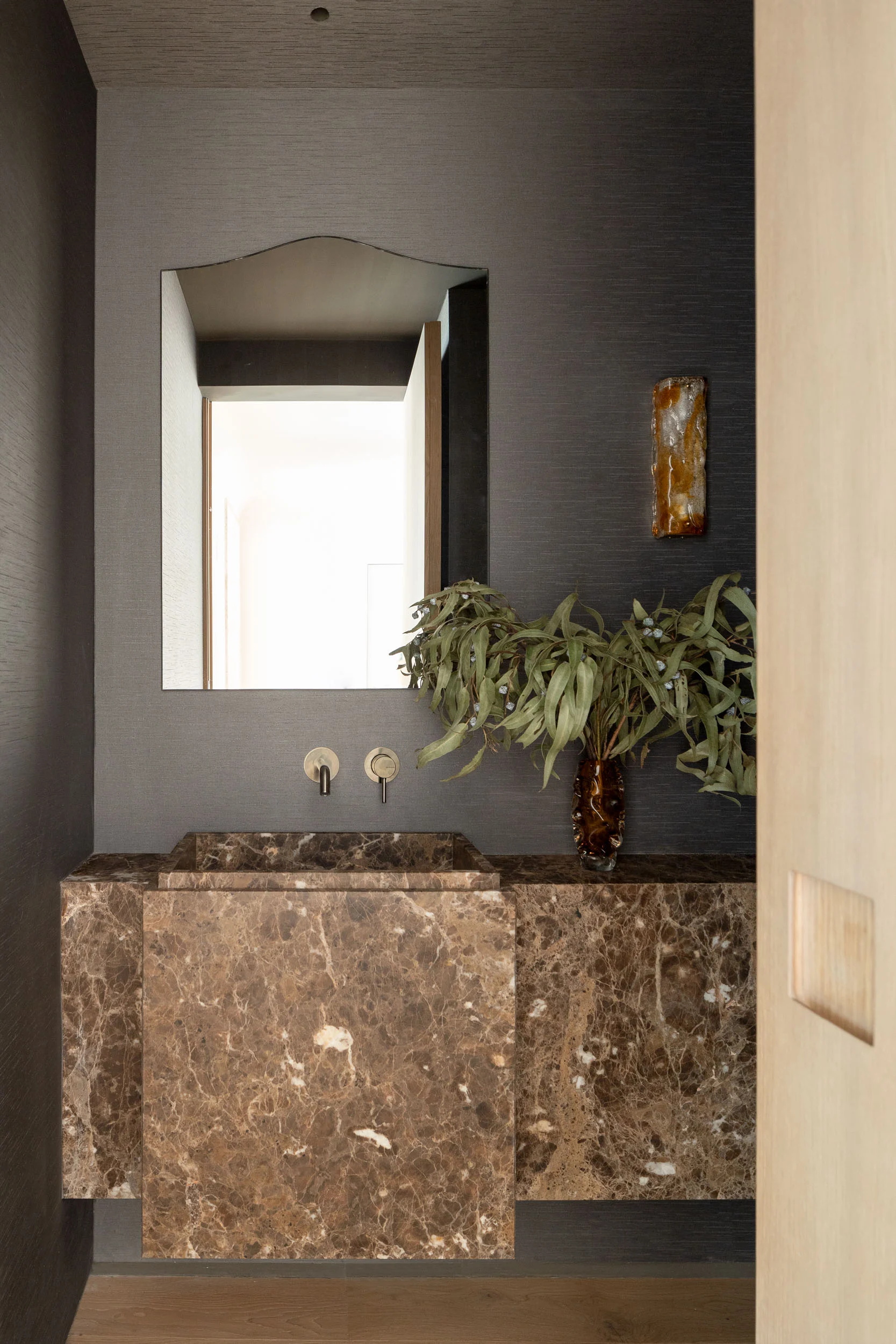 T (11).jpg T (11).jpg