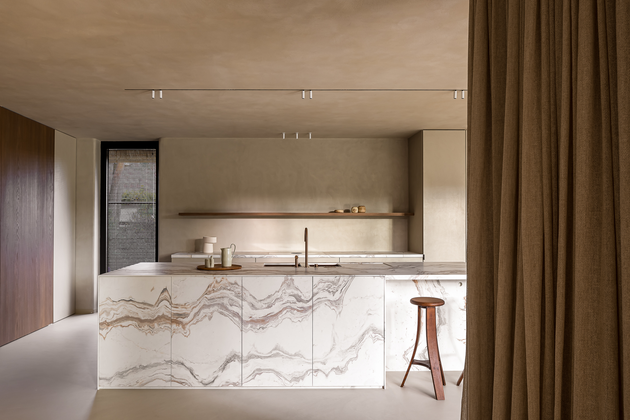residence-um-ville-design-sml-photo-cafeine-be-146571fe2779550.jpg
