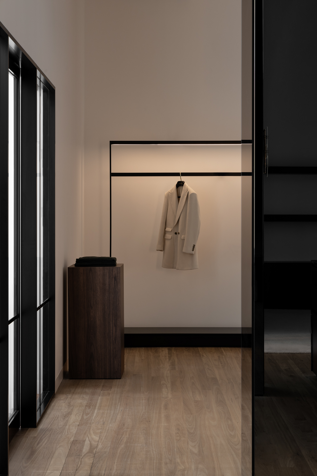 Brent-Wilson-Atelier-by-Nickolas-Gurtler-Office-Issue-11-Commercial-Feature-The-.jpg