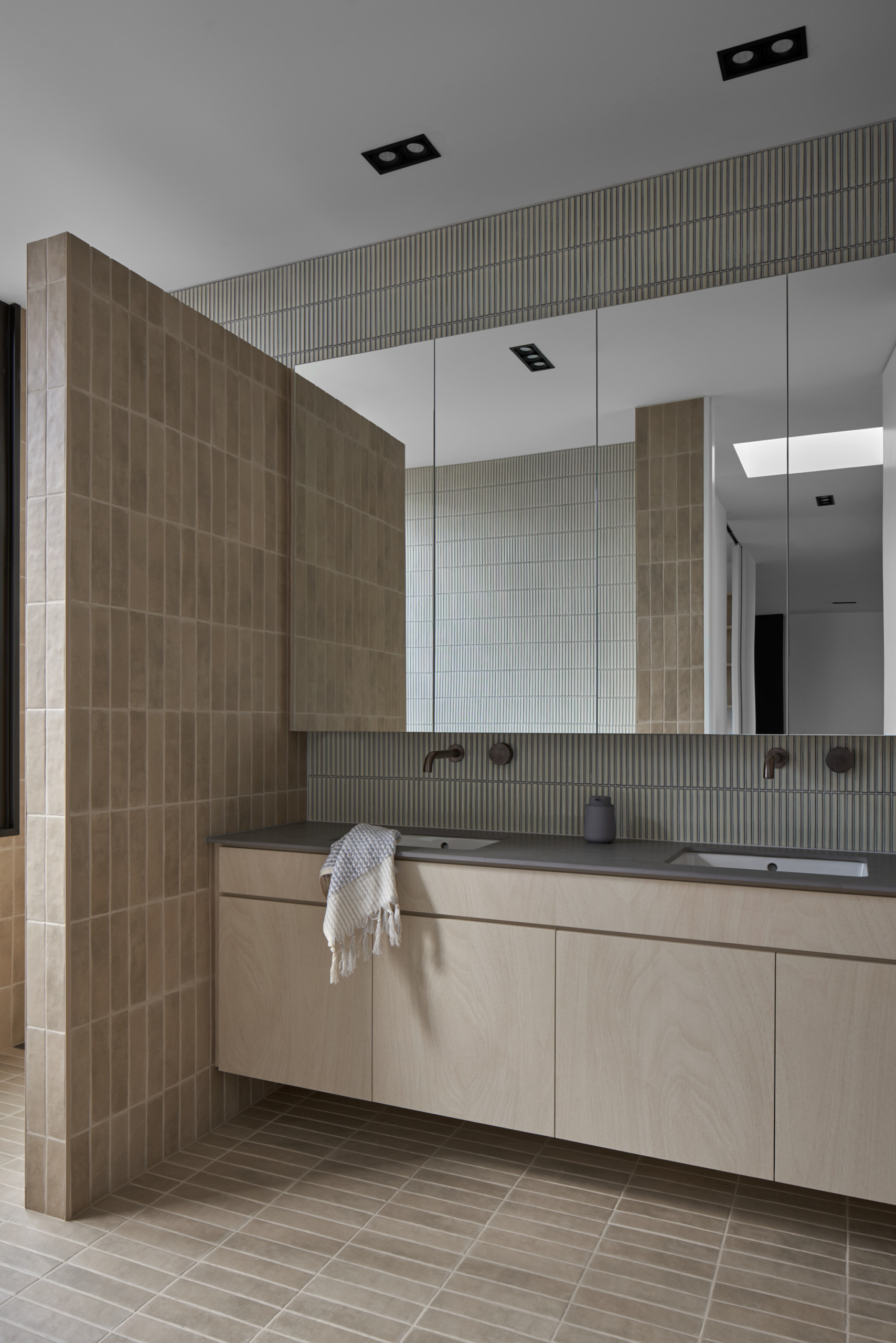 Thornbury-House-by-Architecture-Caisson-Project-Feature-The-Local-Project-Image-.jpg