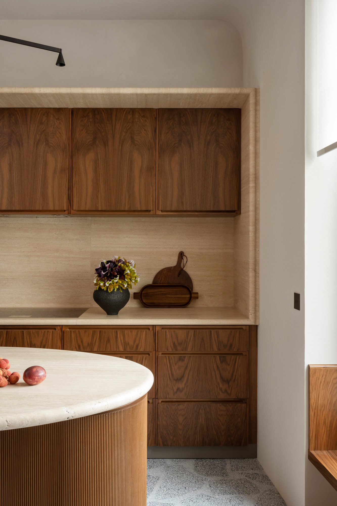 studio-razavi-architecture-Apartment-XVIII-Vincent-Leroux-11.jpg