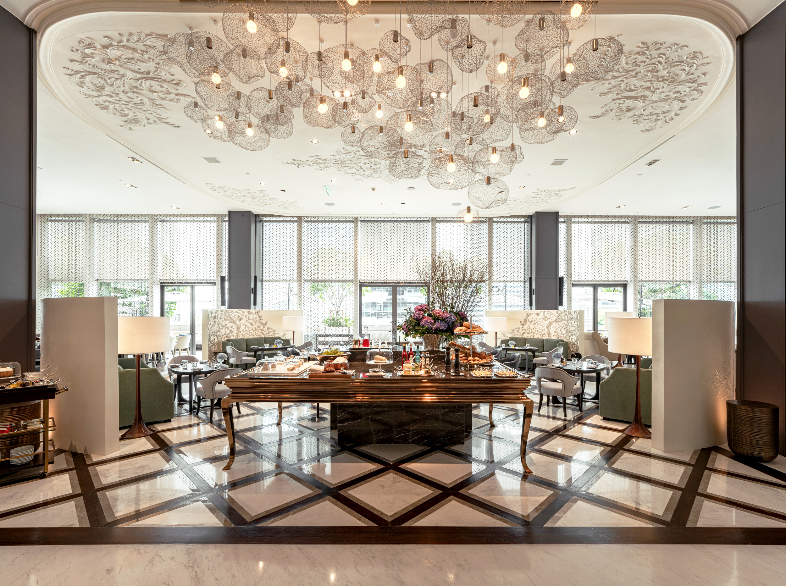 RWBKK_Lakorn European Brasserie (2).jpg