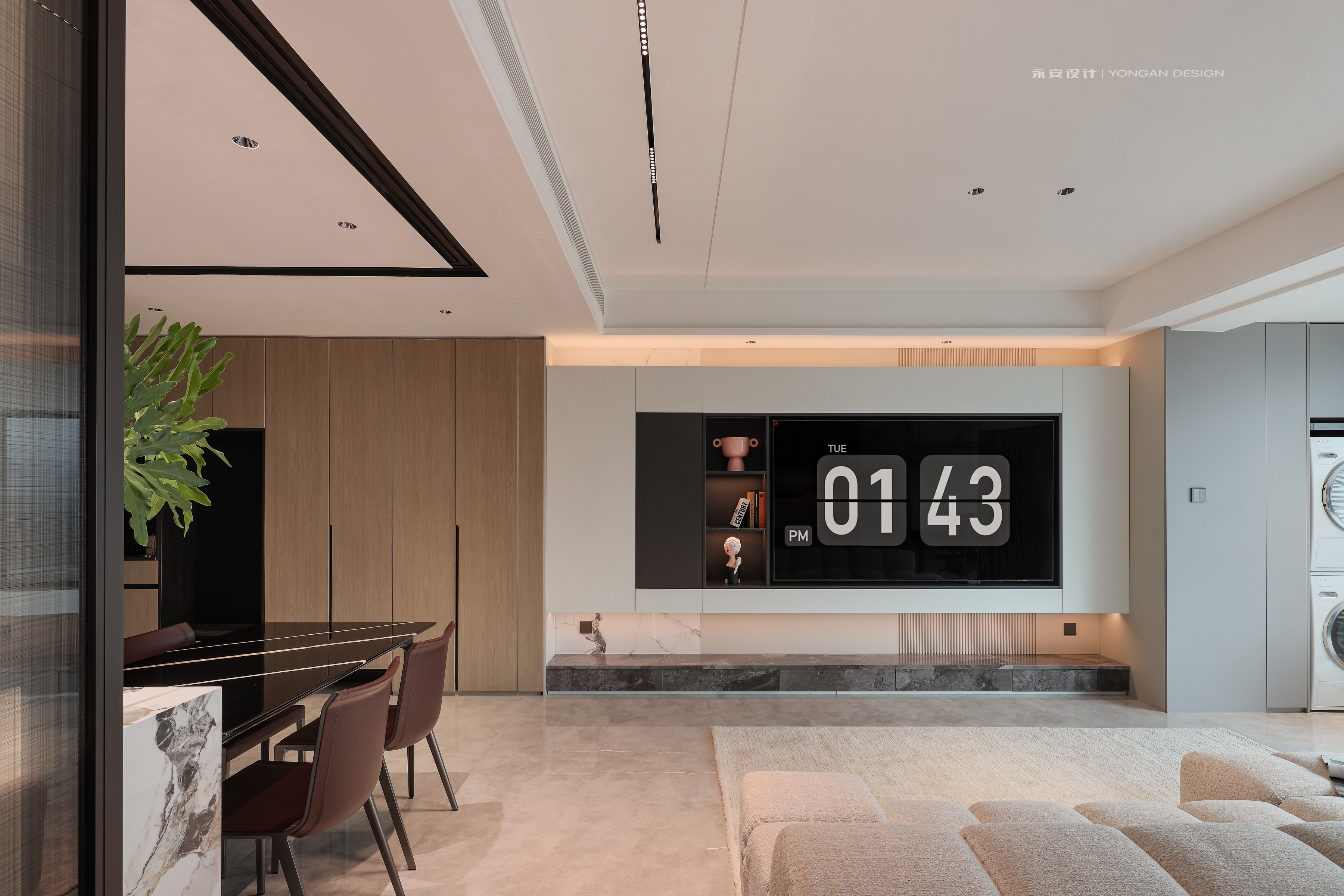 015A9335-tuya.jpg