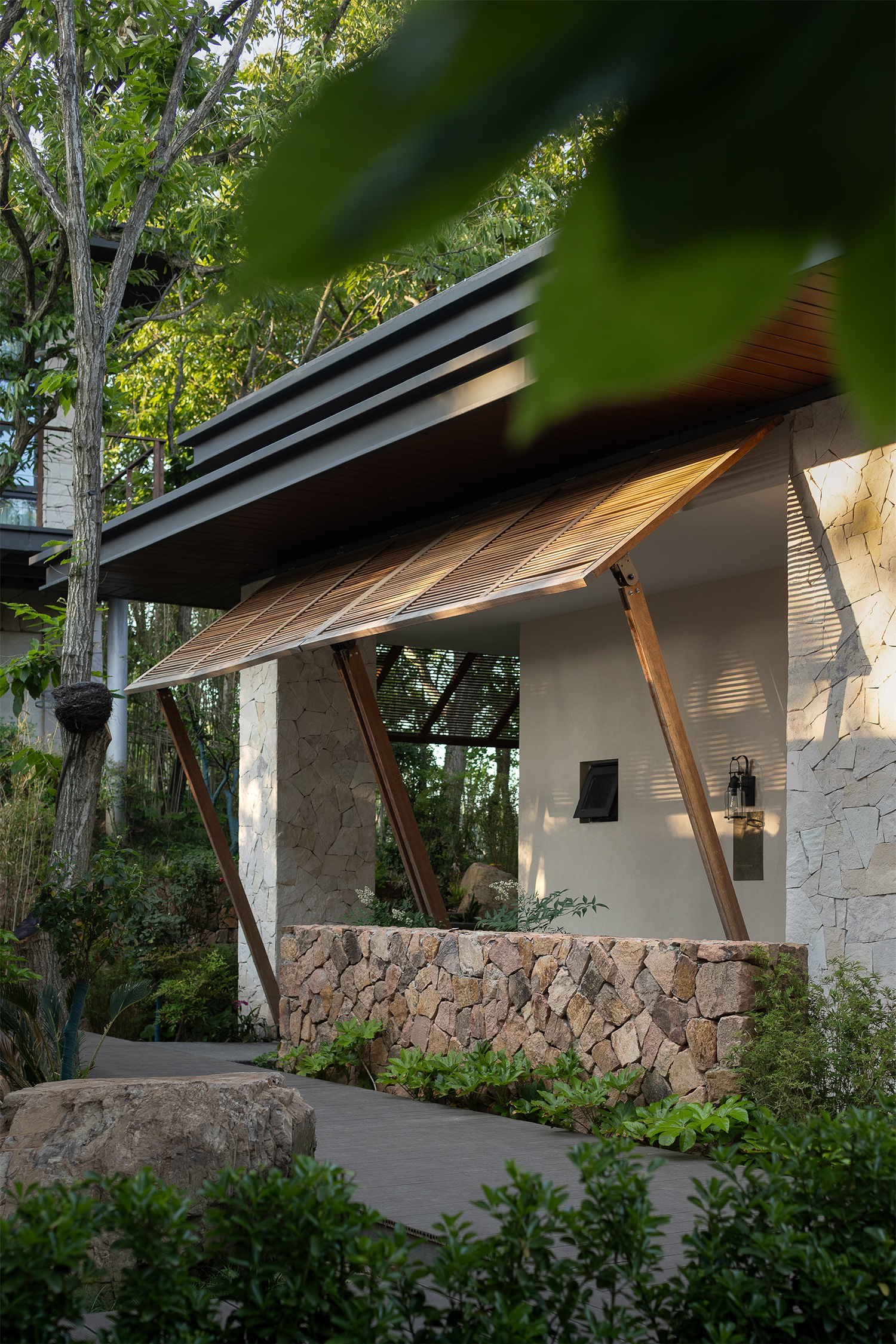 Baihuali-Homestay-by-Wumichi-Architects-07.jpg