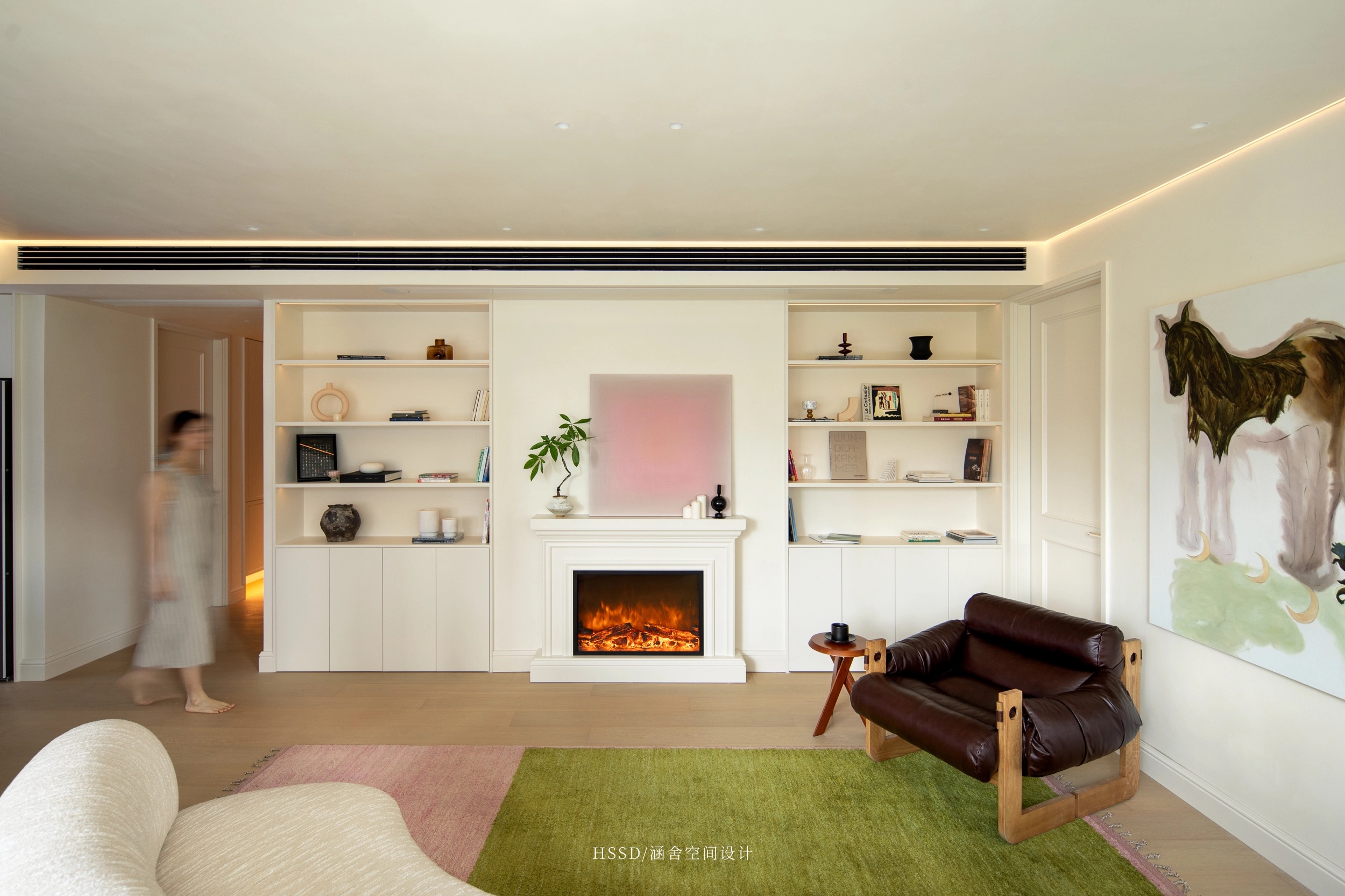 2J2A4817-4.jpg 2J2A4817-4.jpg