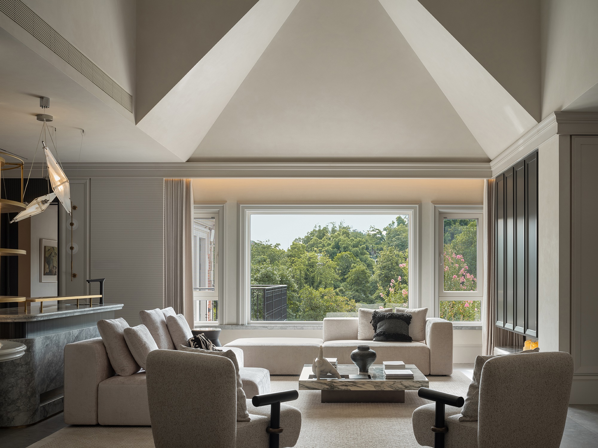 DM_20251030201635_004.JPG DM_20251030201635_004.JPG