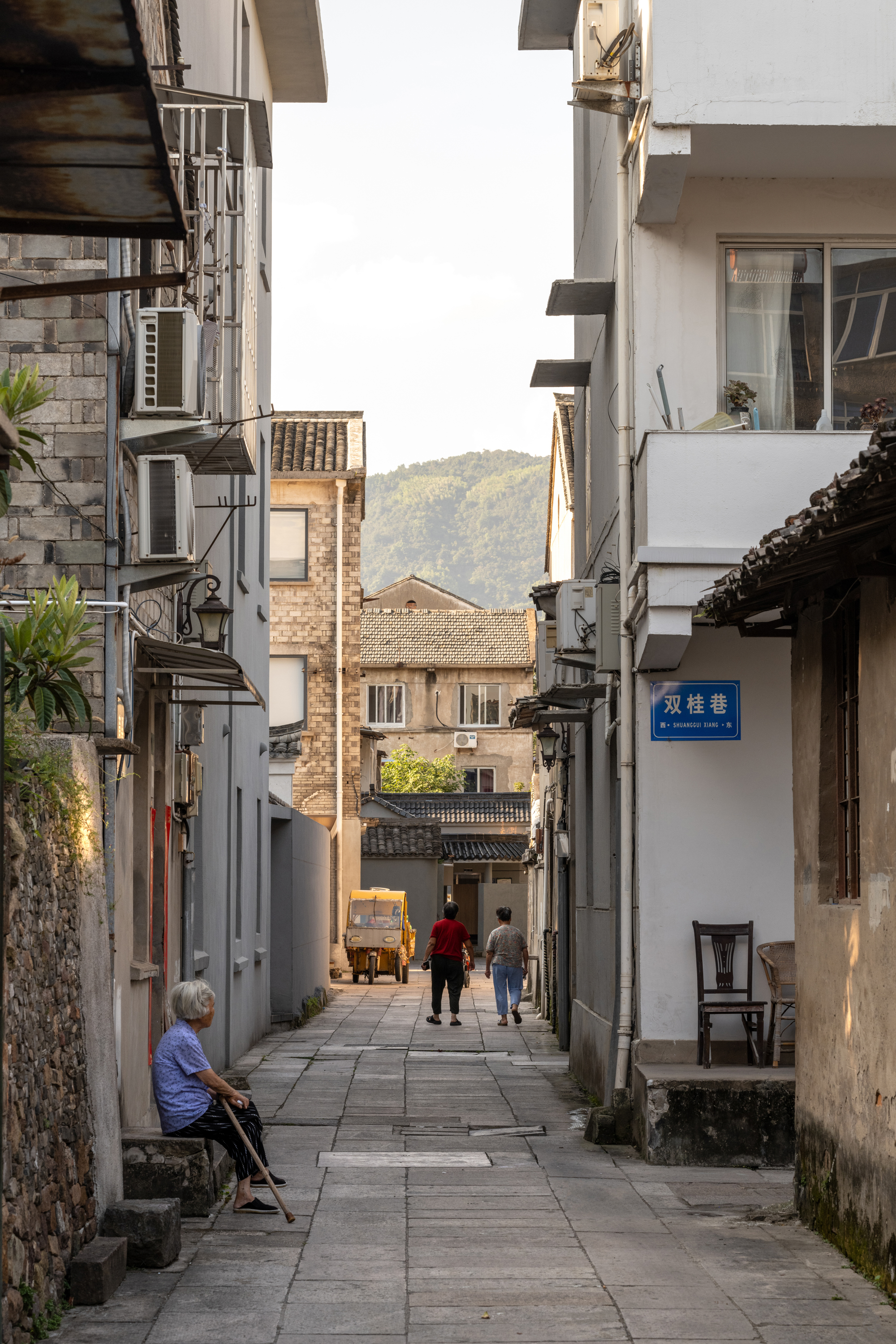 004_ ������� Residential Alley 