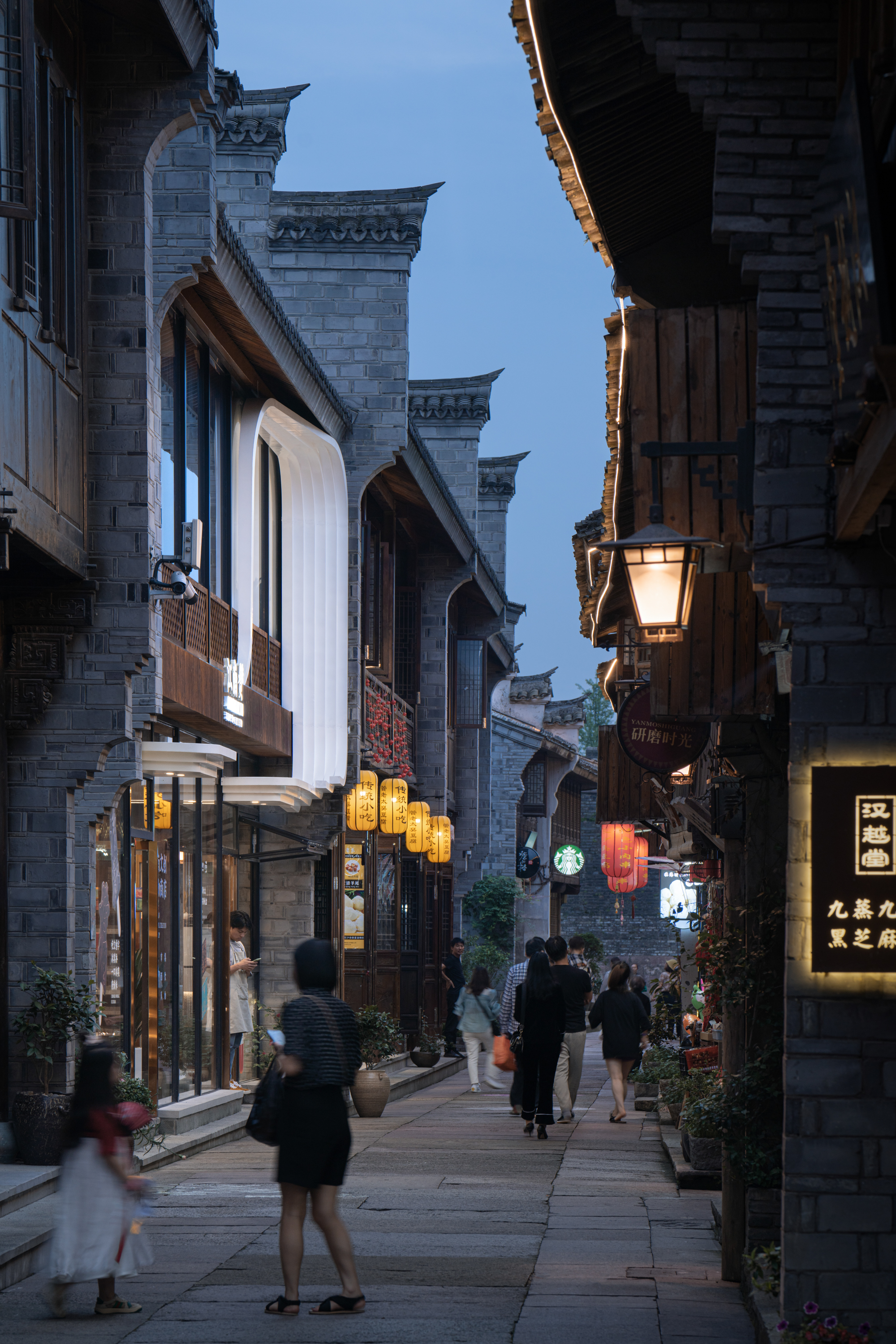 003_ ������ҹ�� Ziyang Street Night View 