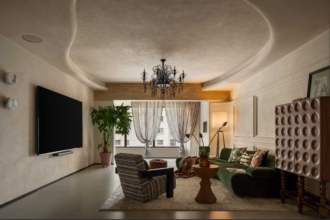 ����ͻ��ε������ܿռ䶯�����ɣ���ʽ�����������澫�¶ȣ�ȫ��ůɫ΢ˮ����ʣ�������ơ�
