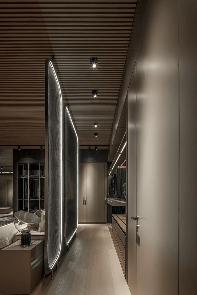4d26-krhvrxs7214429.jpg