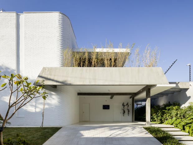 Pascali Semerdjian | Casa JR