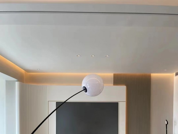 Ҽŵ��լ��ǳɫϵסլ��� ������ʱ�е�˫�򱼸���