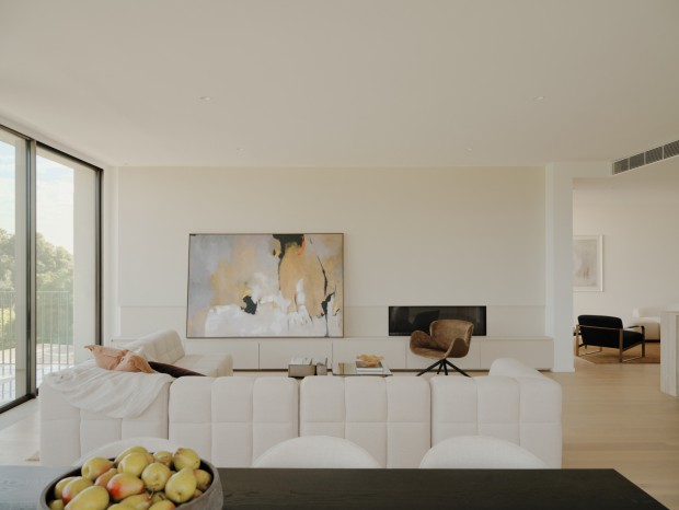 Cbus PropertySterling Global | 260Oϸռ