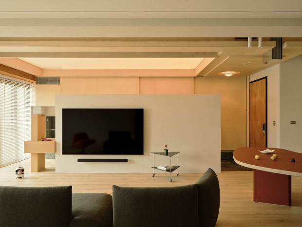 longwave studio | We House