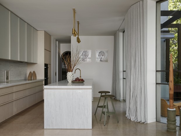 Robson RakحSt Kilda Hill House
