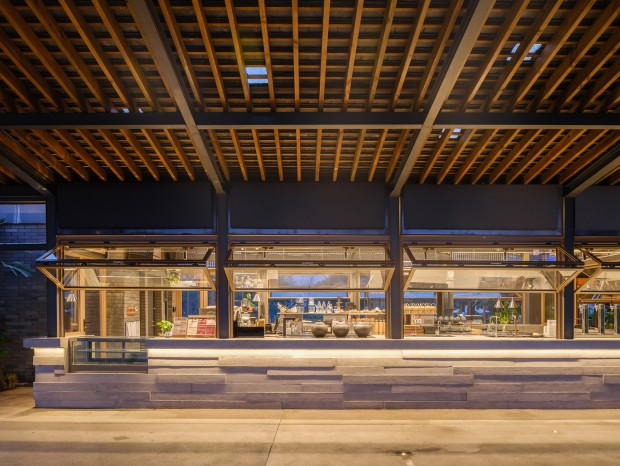 UN-GROUP δ������ / �����������