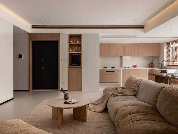 120m²ƽ�㣬��Ӱ����ԭľ����õ�װ�Ρ�