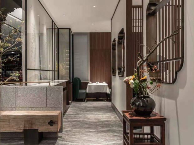 ���ײ���