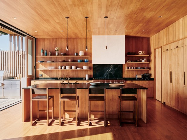 Feldman ArchitectureحSurf House