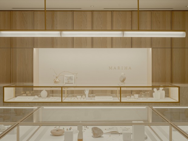 Keiji AshizawaحMariha Omotesando Hills