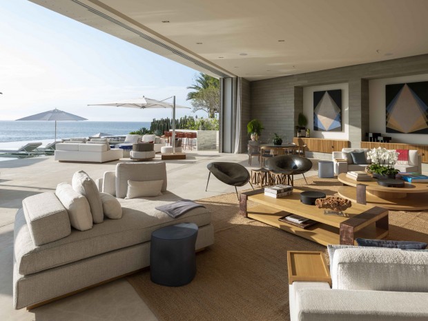 Ezequiel Farca StudioحIma House