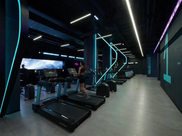 ����δ���Ƽ��� ��ɫ�������ֲ�