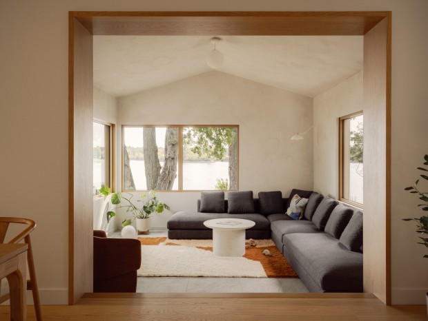 MAJ - Mise a Jour | From the Shore Residence