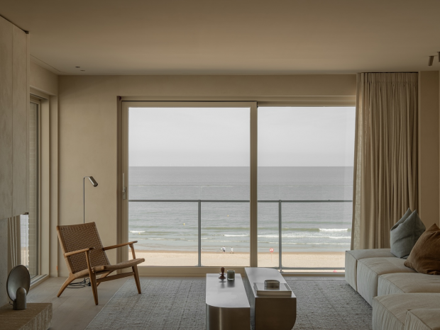 Julie De Vos | Claridge
