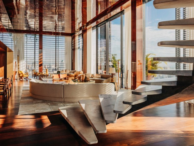 Philippe Starck ����ʥ���޹����Ƶ궥�㹫Ԣ