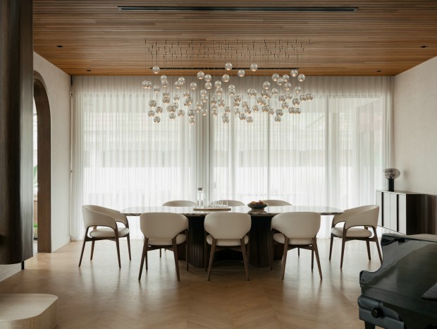 LEBEAU | Ascend �C The Spine of the Home