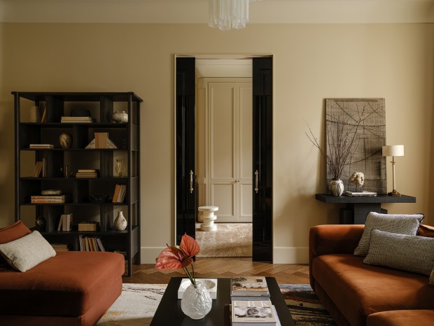 Vera Lemeshko | ELEGANT APARTMENT IN WARM TONES