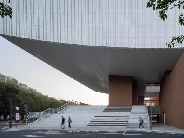 ��ά�ʽ������ | ������Ĵ�ѧ�����ڣ�У԰����