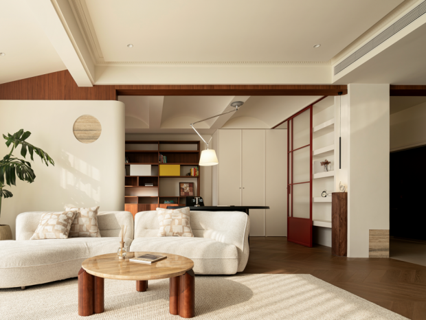 ʵ������Ұɽ�Ρ������ĵ��������¼�����ɫ